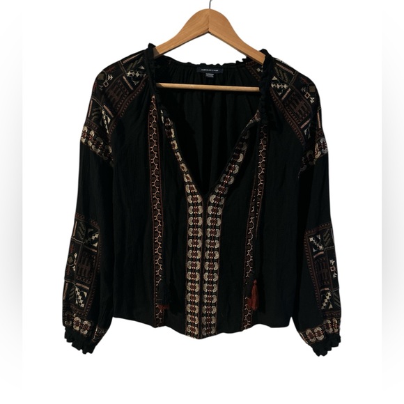 American Eagle Outfitters Tops - American Eagle Outfitters Embroidered Peasant Blouse Women’s XS